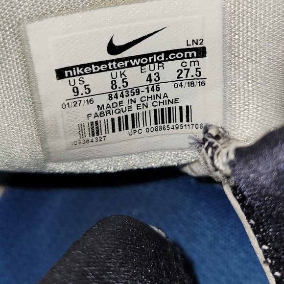 NIKE Women's size 9.5 white/red high top Basketball Shoes - Picture 3 of 15